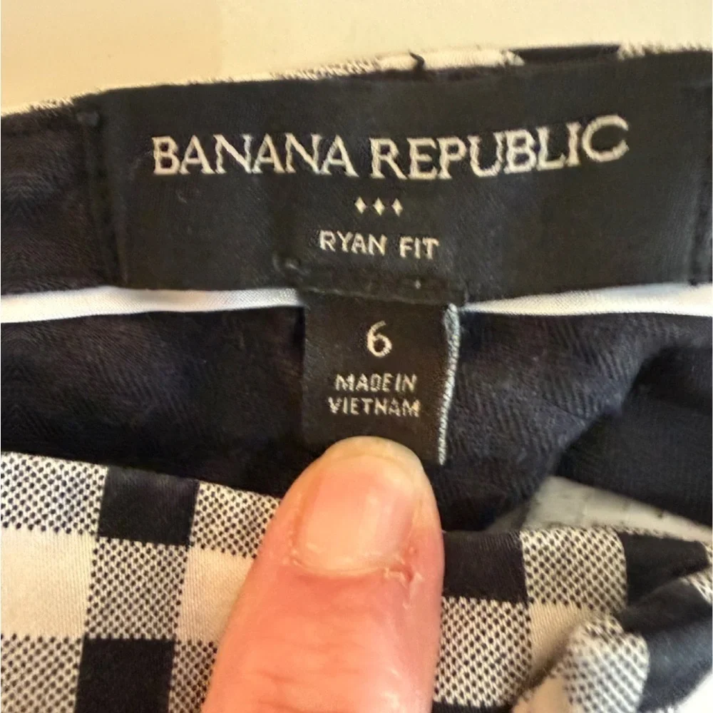 Banana Republic gingham checkered pants, Size 6. 2076